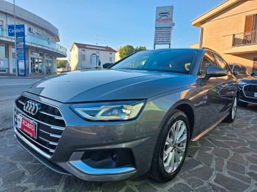 Audi A4 Avant 30 TDI/136 CV S tronic Business S-Line edition