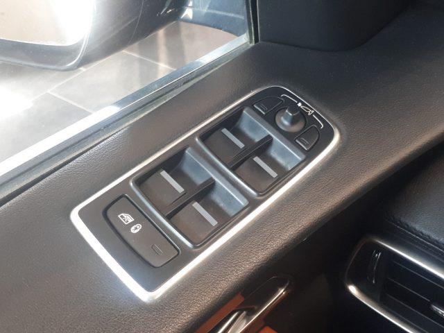 JAGUAR F-Pace 2.0D 180CV AWD aut. Portfolio My18