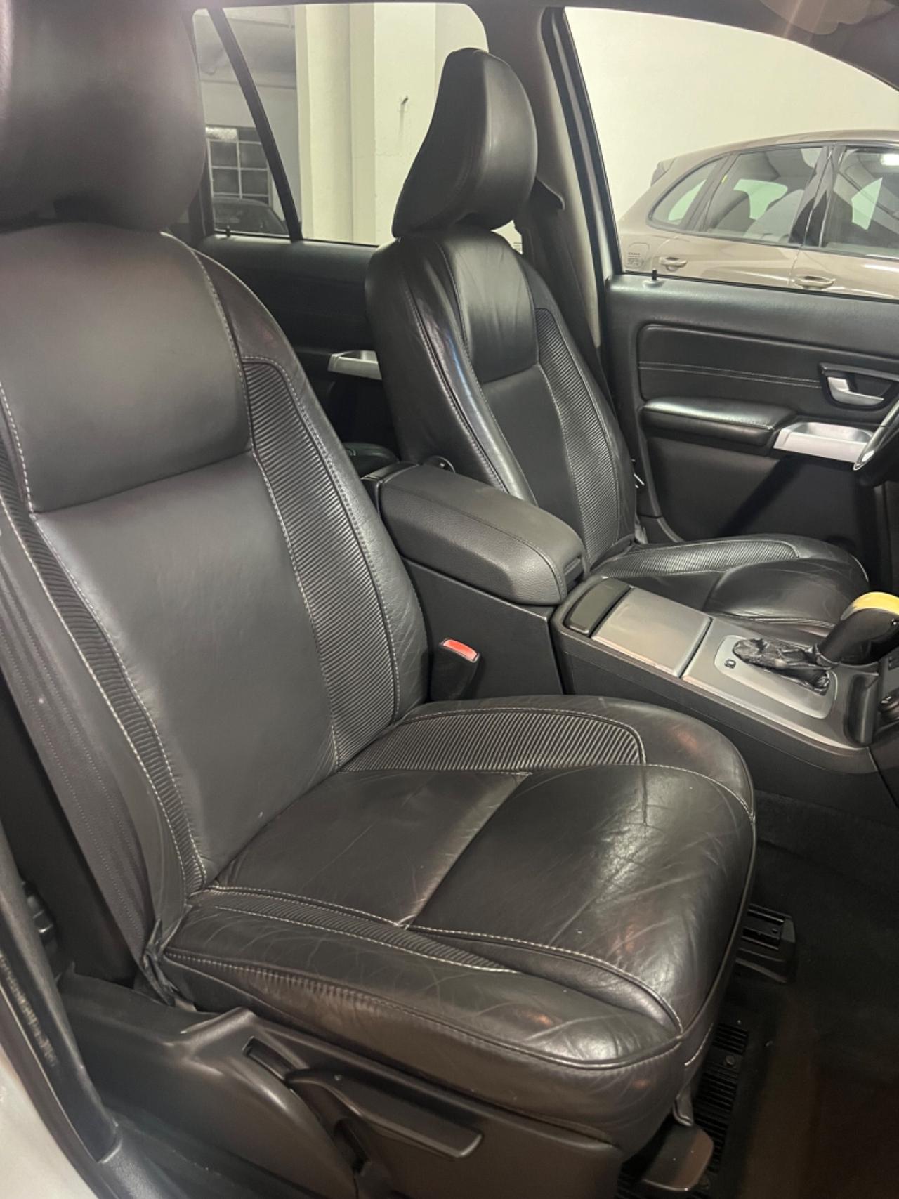 Volvo XC 90 XC90 2.4 D5 185 CV AWD Momentum