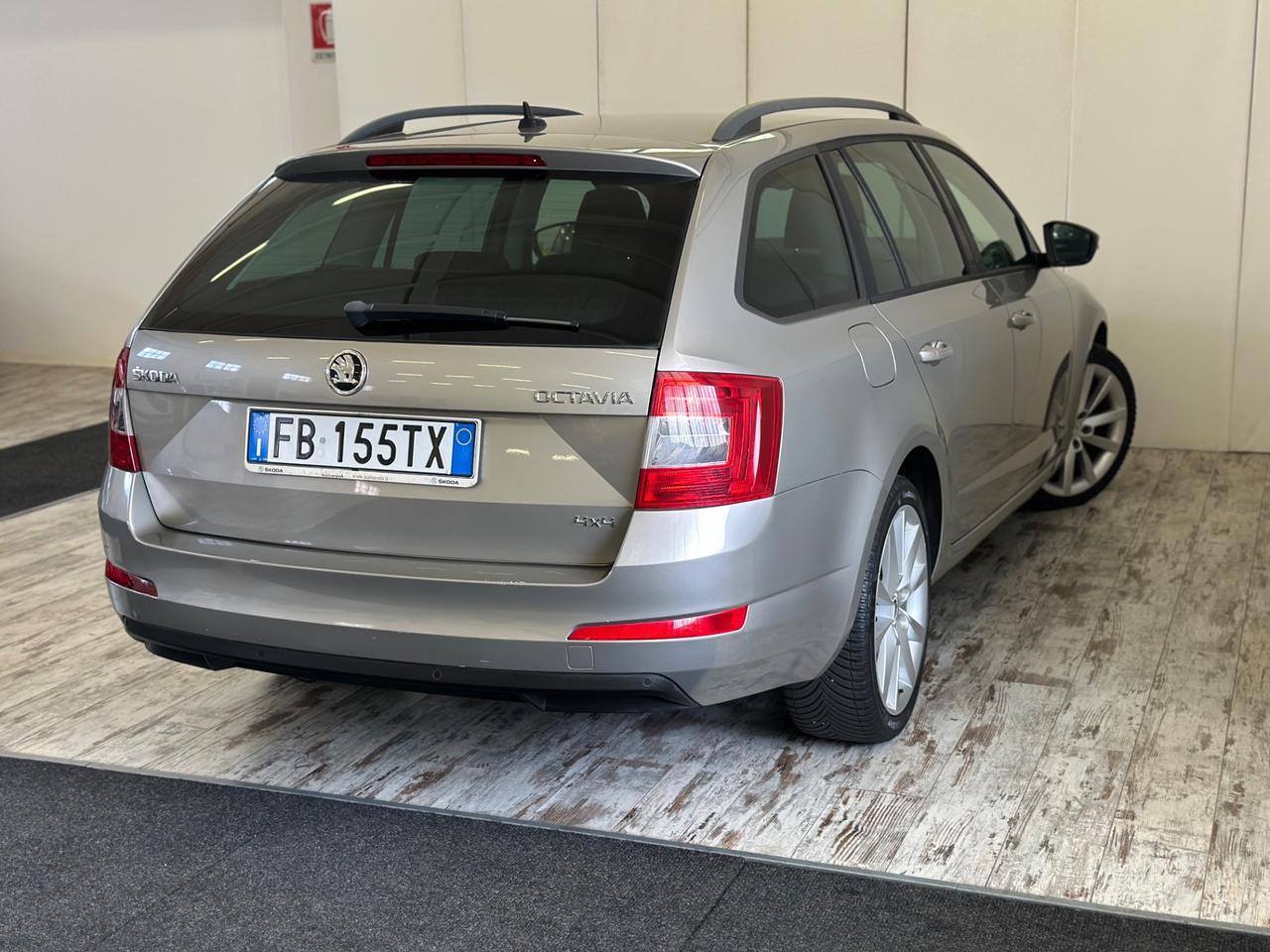 Skoda Octavia 1.6 TDI CR 110 CV 4x4 Wagon Executive