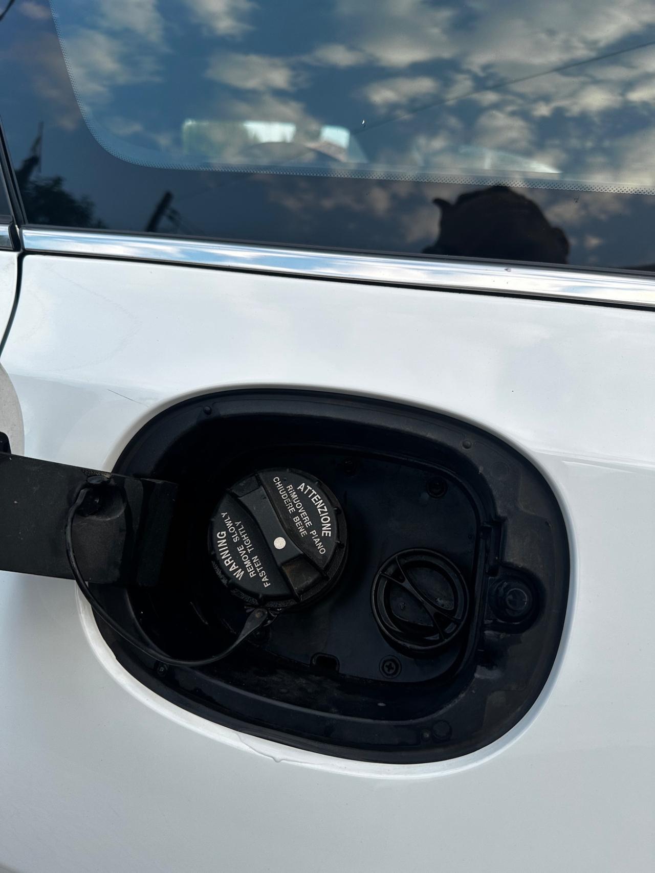 Kia Ceed 1.4 MPi GPL SW Business Class