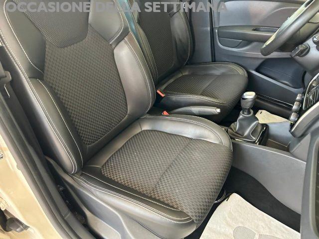 RENAULT Clio dCi 8V 90 CV EDC Start&Stop 5 porte Energy Duel