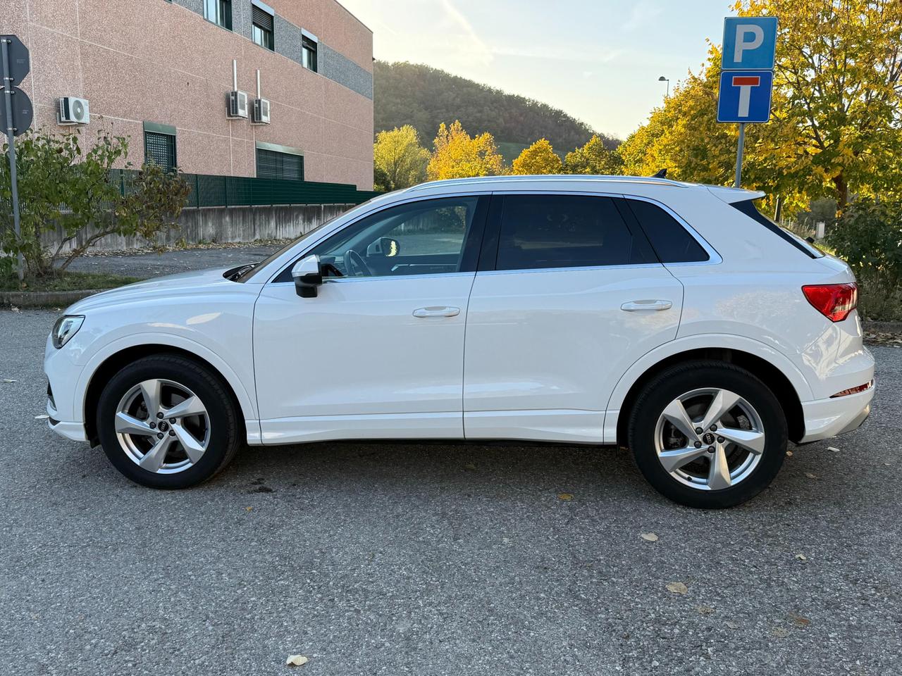 Audi Q3 35 2.0 tdi Business Advanced quattro