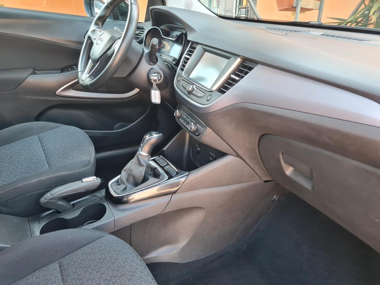 Opel Crossland 1.2 *UNIPRO*TAGLIANDI*NEOPATENTATI*