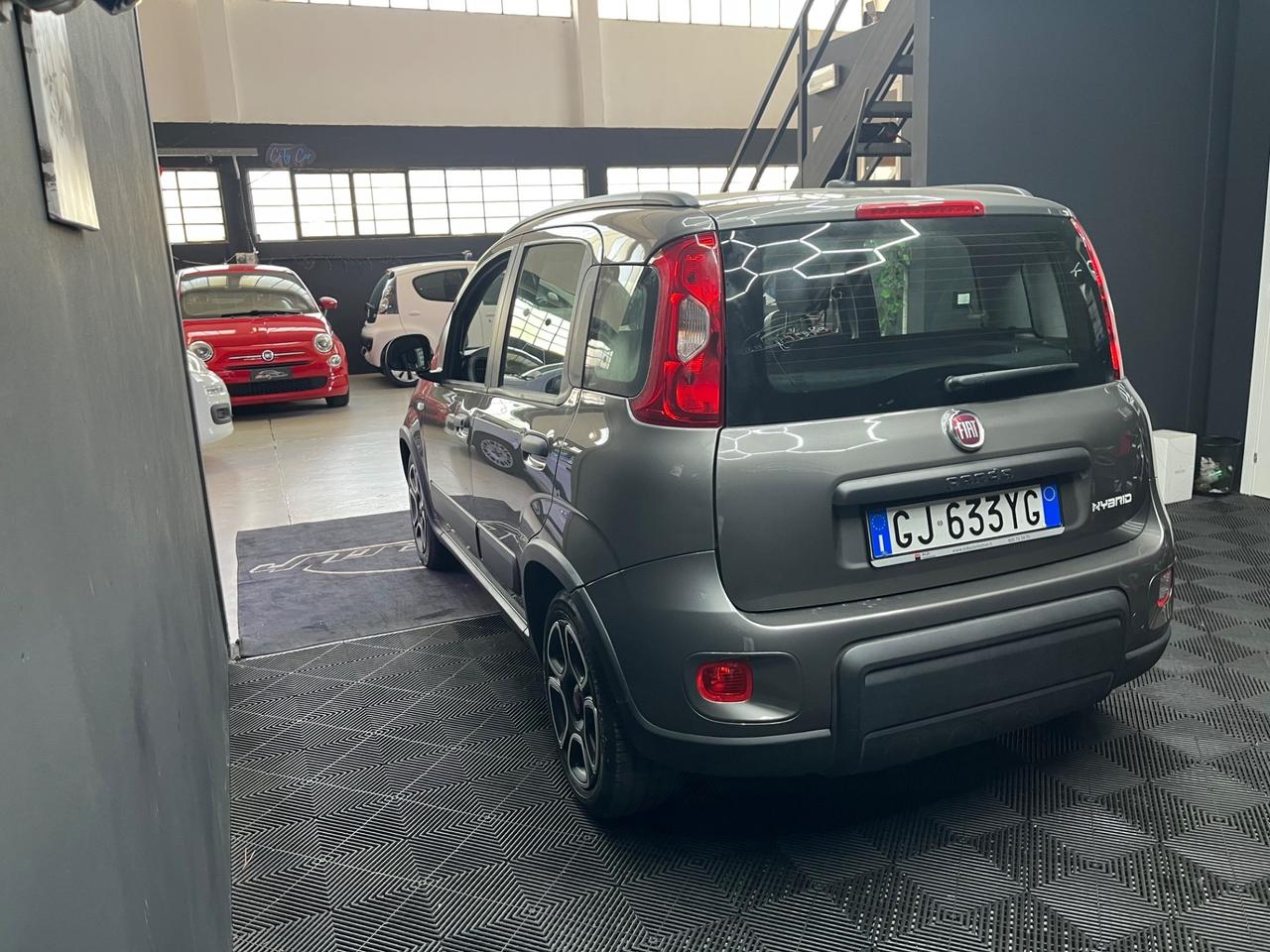 VENDO FIAT PANDA 1.0 FireFly Hybrid 70 CV – Anno 2022