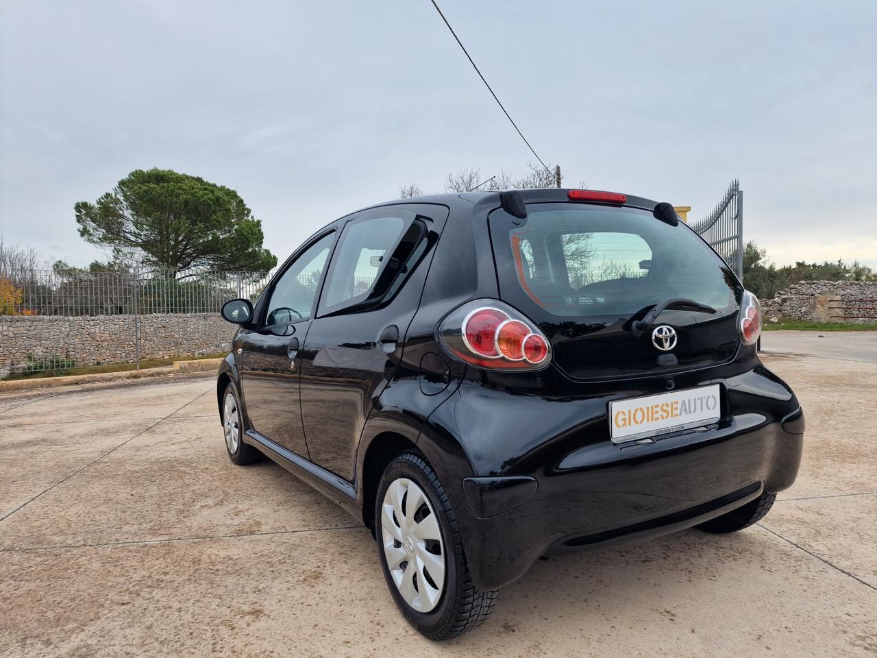 Toyota Aygo 1.0 12V VVT-i 5 porte Connect