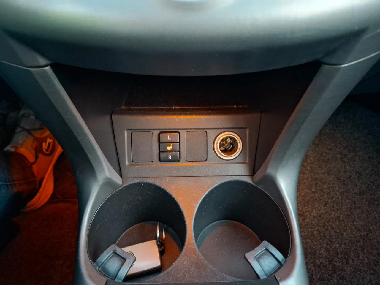 TOYOTA RAV 4 2.2 D 177 cv 4x4 LUXURY *PELLE-CERCHI*