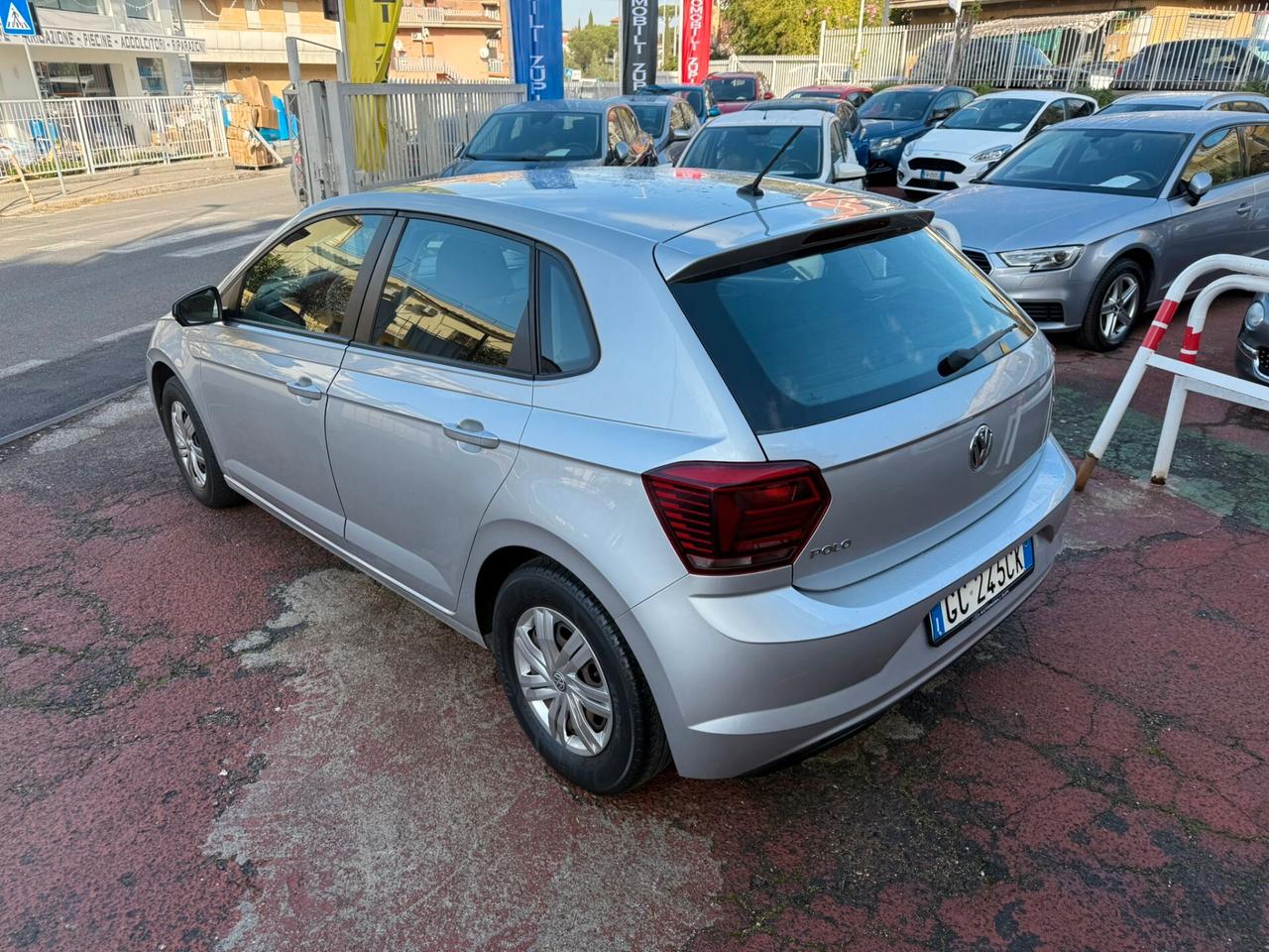 VOLKSWAGEN POLO *ADATTA NEOPATENTATI*