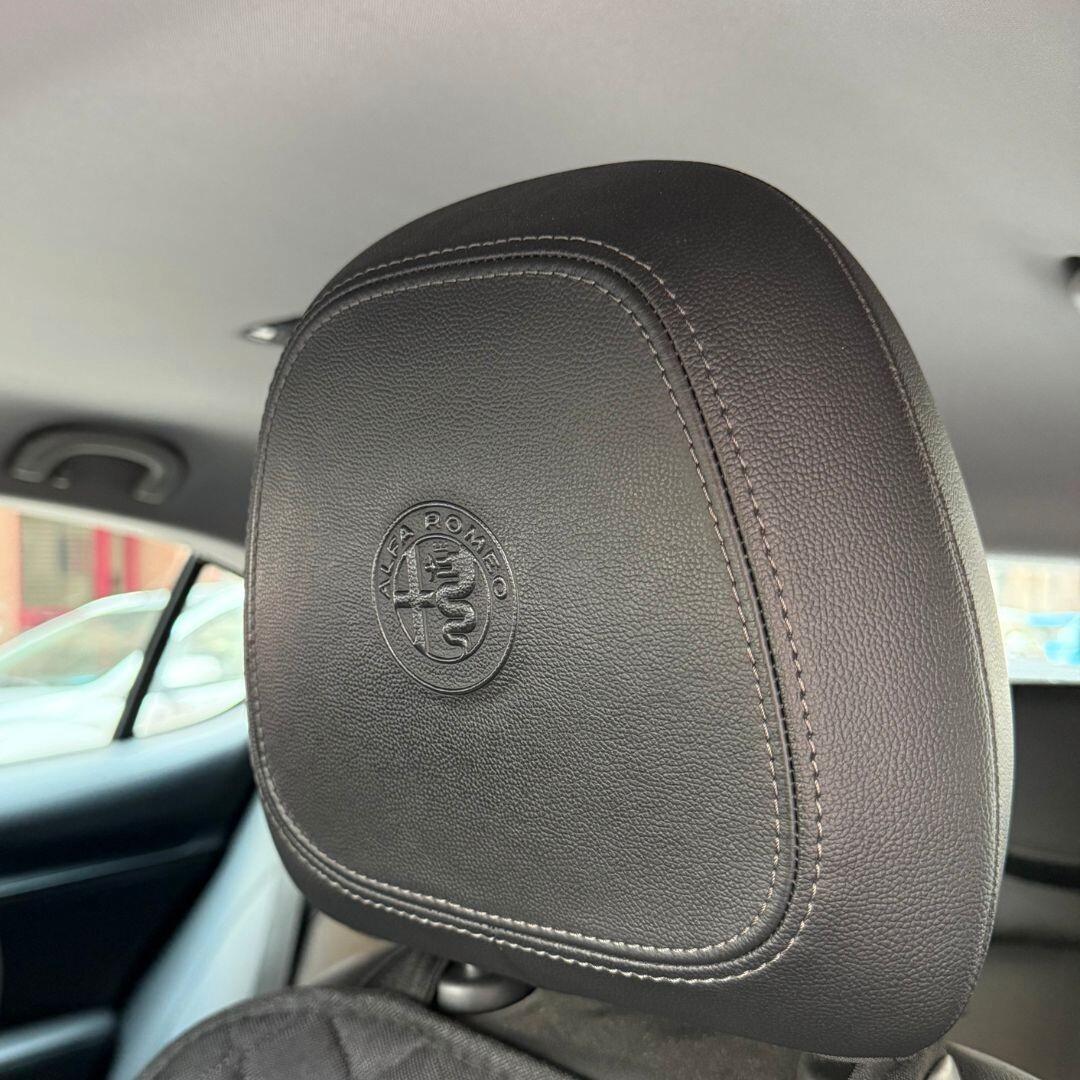 Alfa Romeo Stelvio 2.2 Turbodiesel 190 CV AT8 RWD Executive