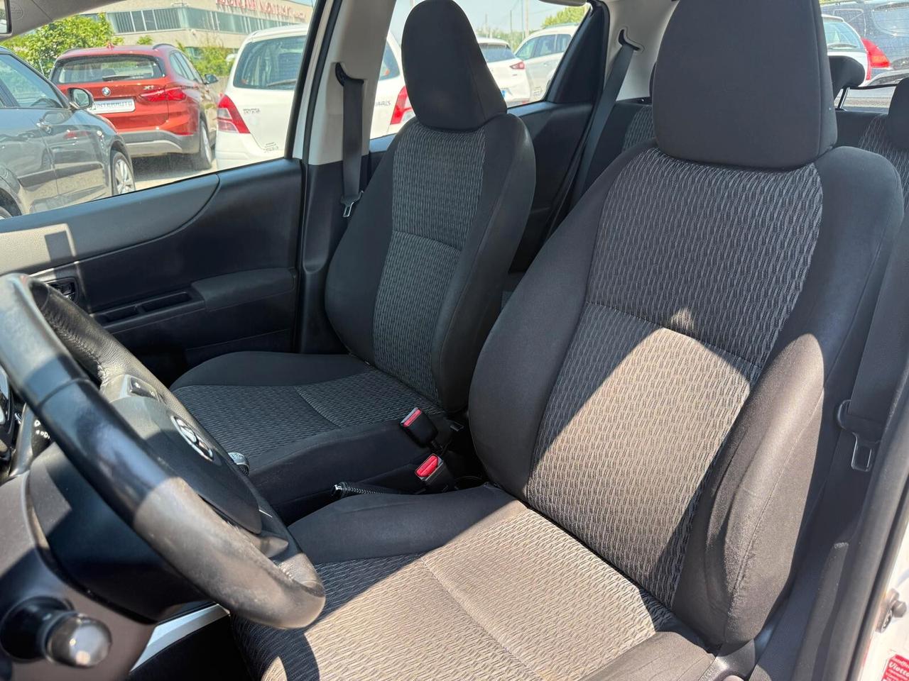 Toyota Yaris 1.0 5 porte Benz OK PER NEOPATENTATI