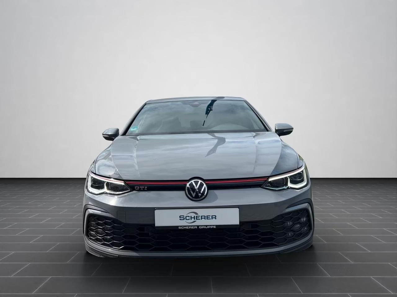 Volkswagen Golf 8 GTI 2.0 TSI GTI DSG