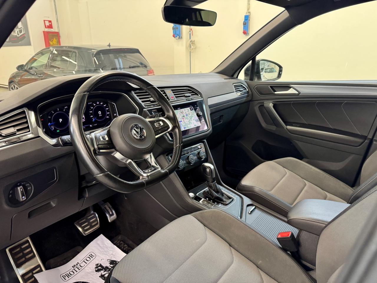 Volkswagen Tiguan R- Line - DSG - FULL - SOLO 80.000 KM
