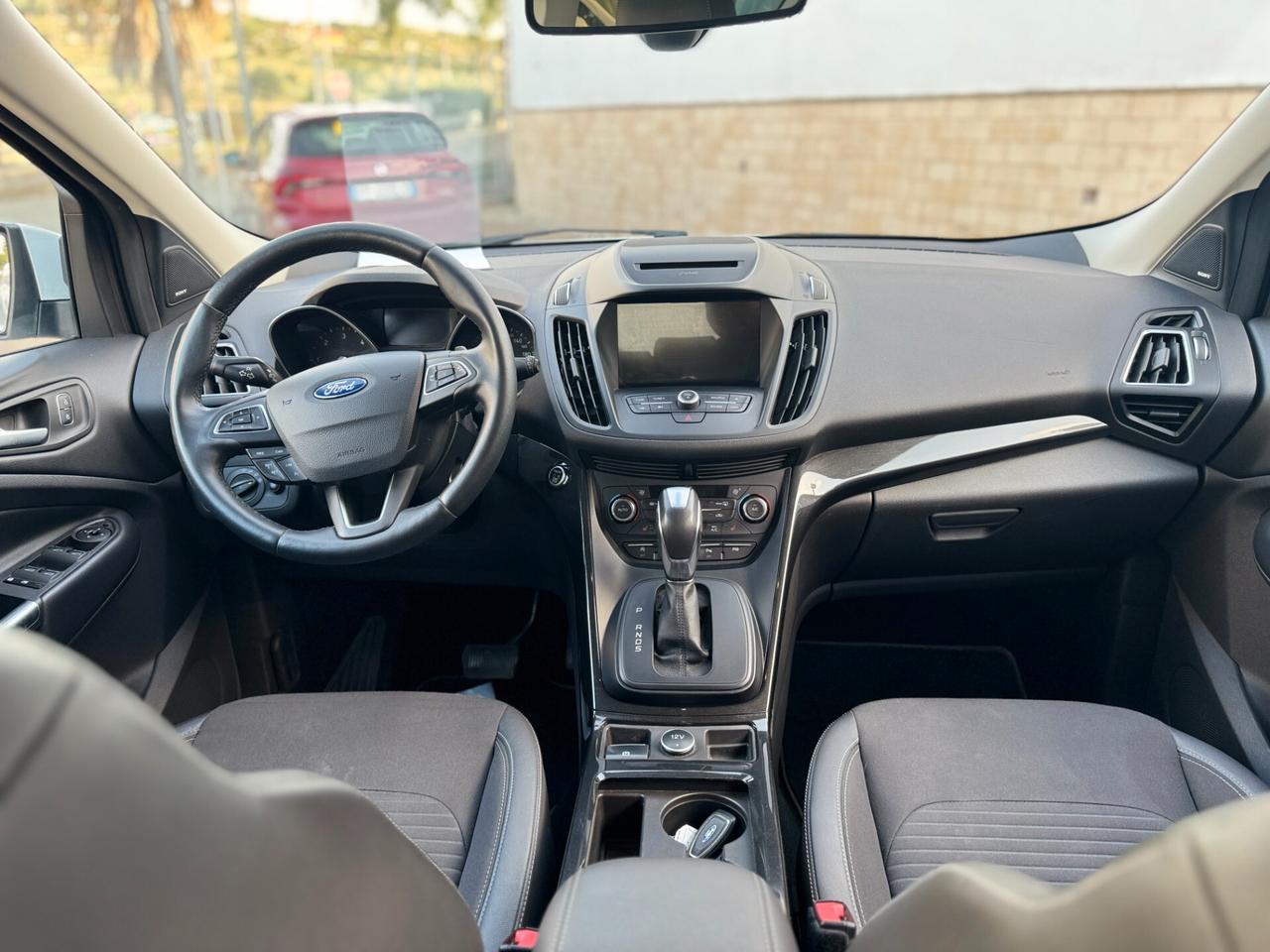 Ford Kuga 2.0 TDCI 150 CV S&S 2WD Titanium