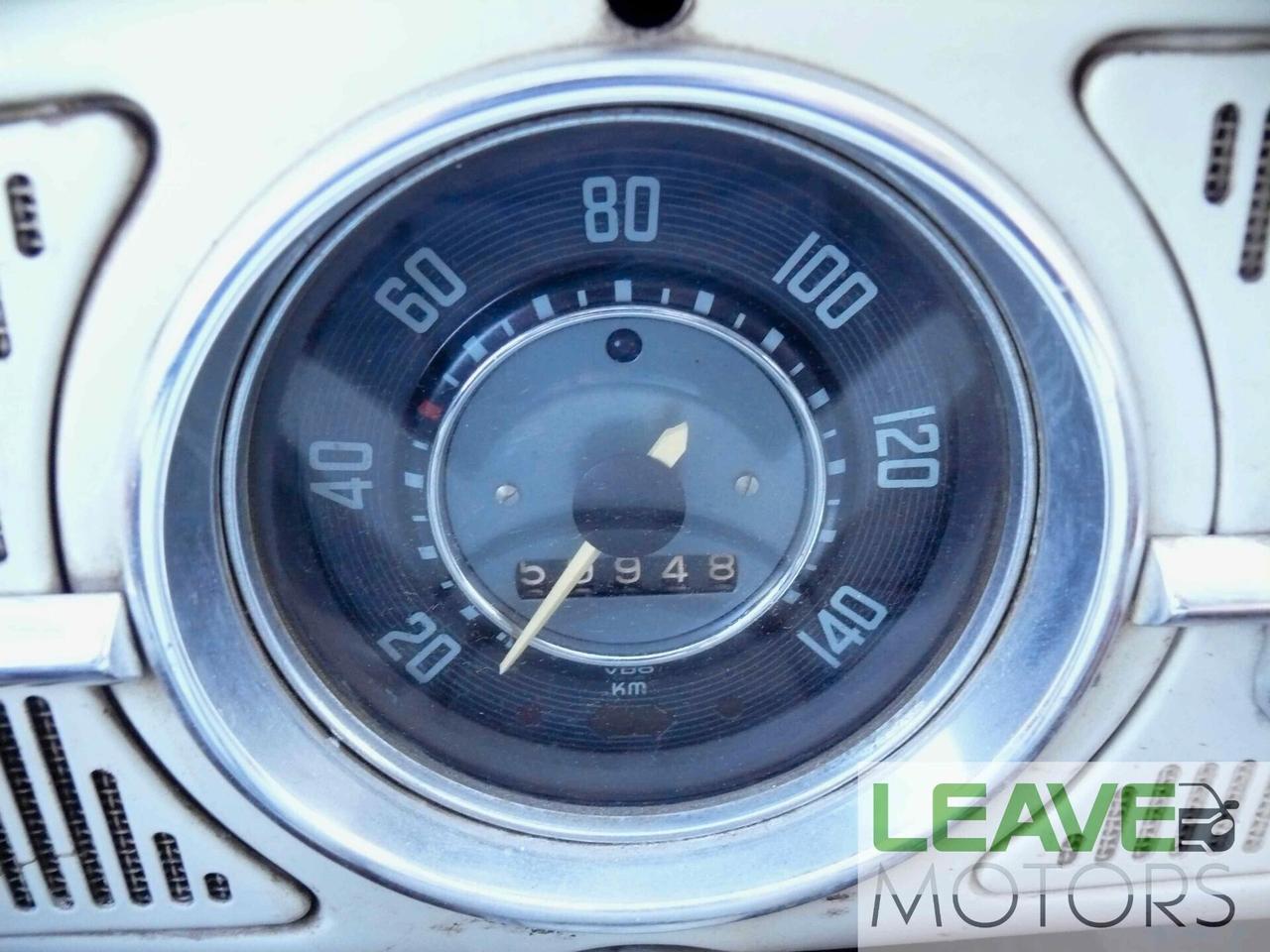 Volkswagen Maggiolino VETRO PIATTO (M1260)