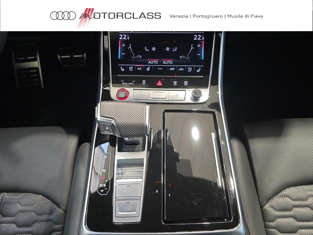 Audi RSQ8 rs 4.0 v8 mhev 48v 640cv performance tiptronic