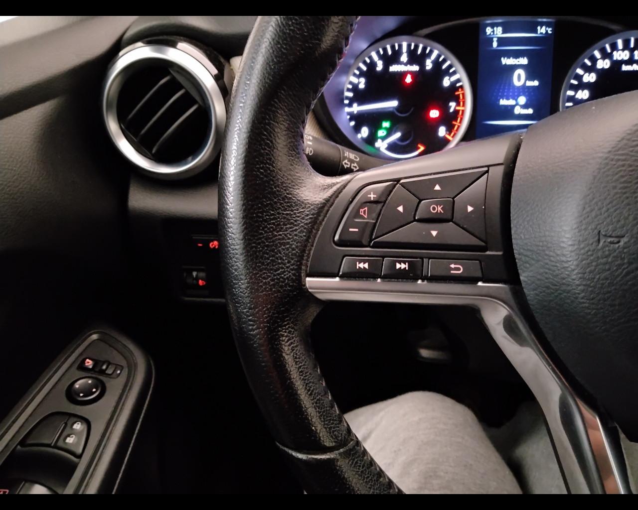 NISSAN Micra V 2017 - Micra 0.9 N-Connecta 90cv