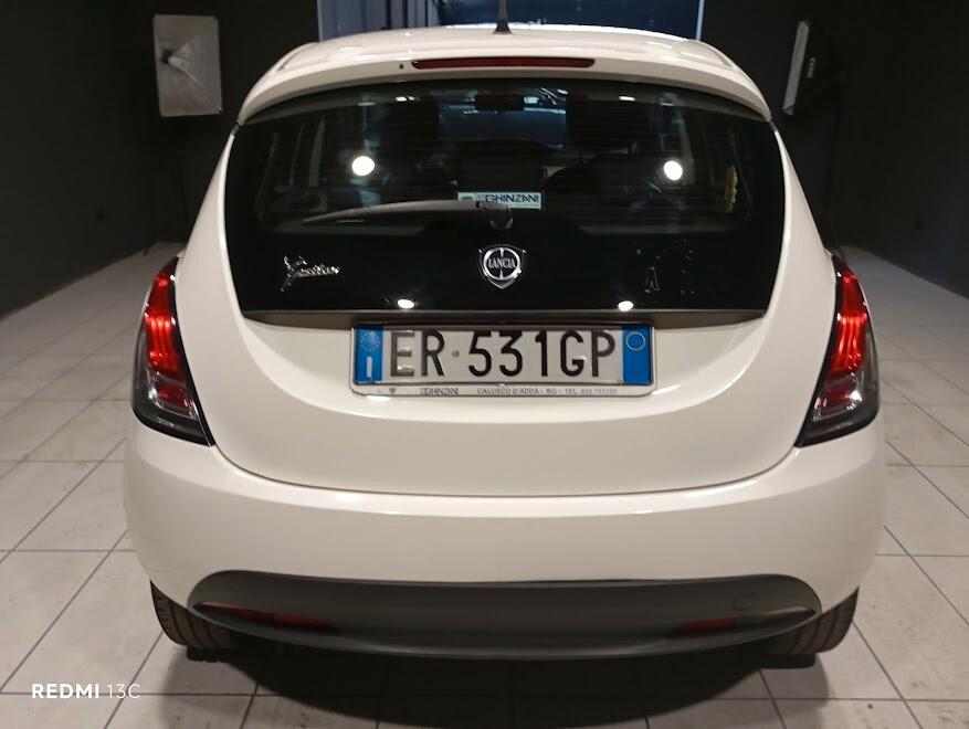 Lancia Ypsilon del 2013 BENZINA / GPL FINO 2033