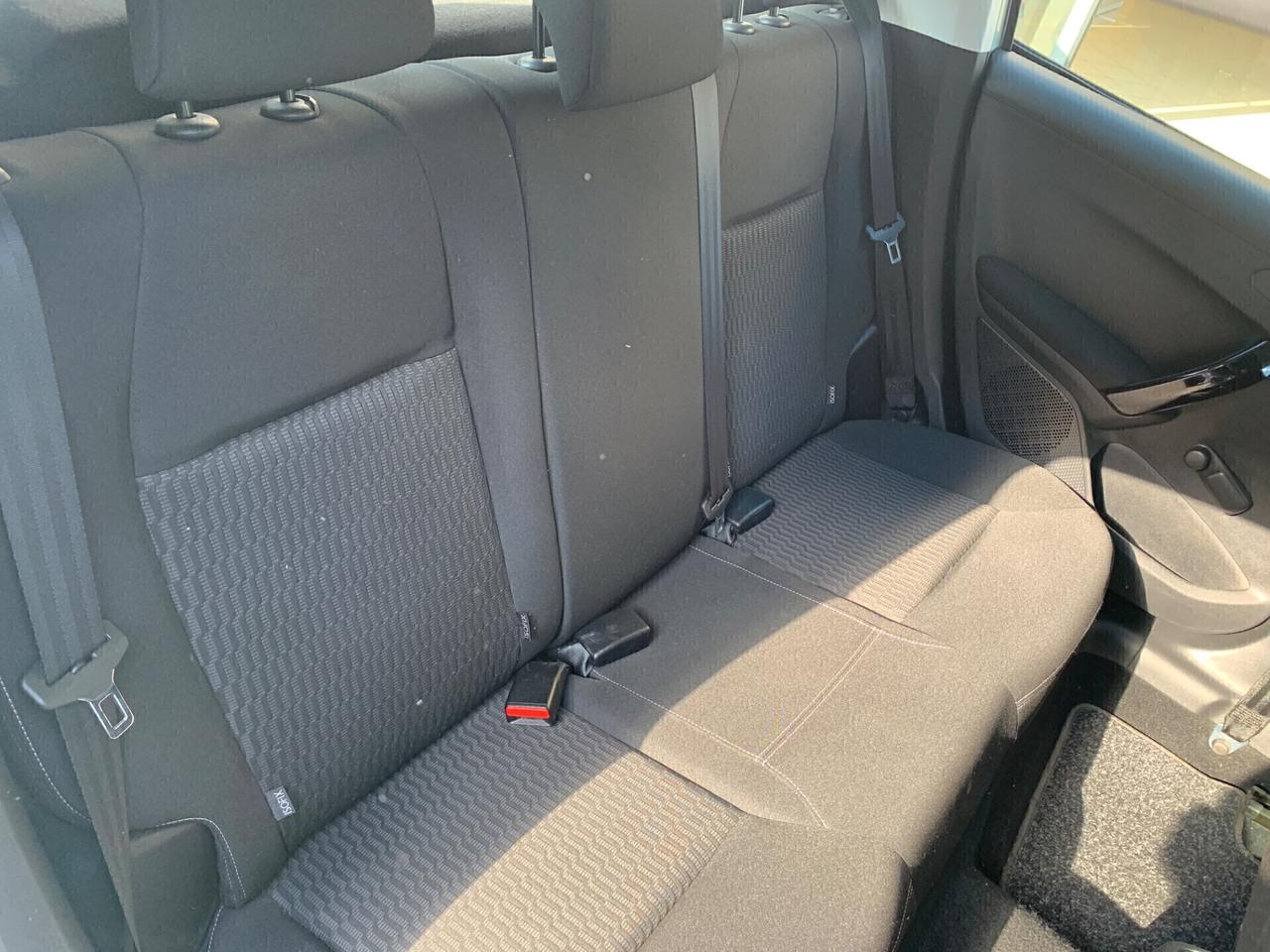 Peugeot 208 BlueHDi 75 5 porte