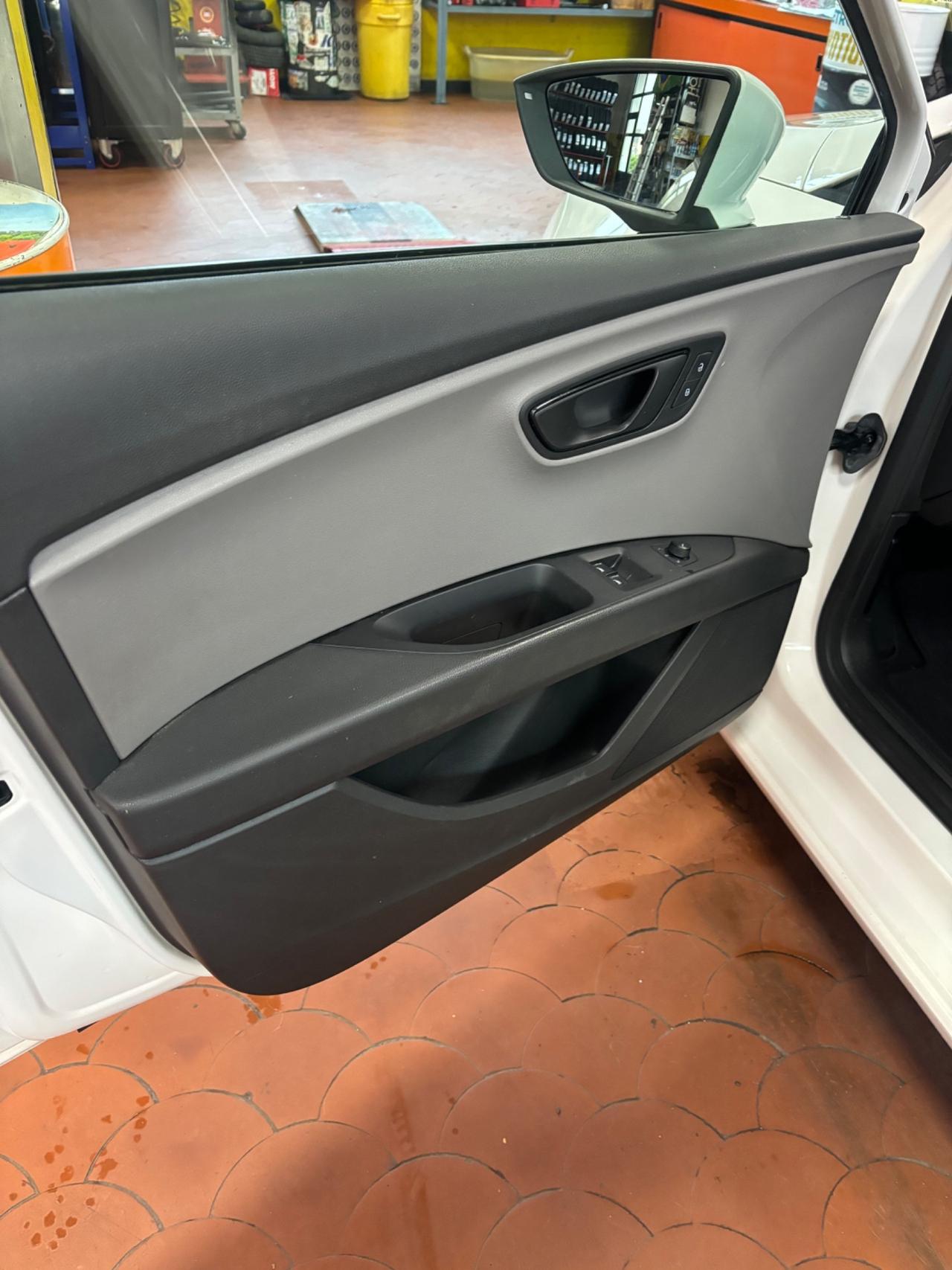 Seat Leon 1.6 TDI 105 CV 5p. Style