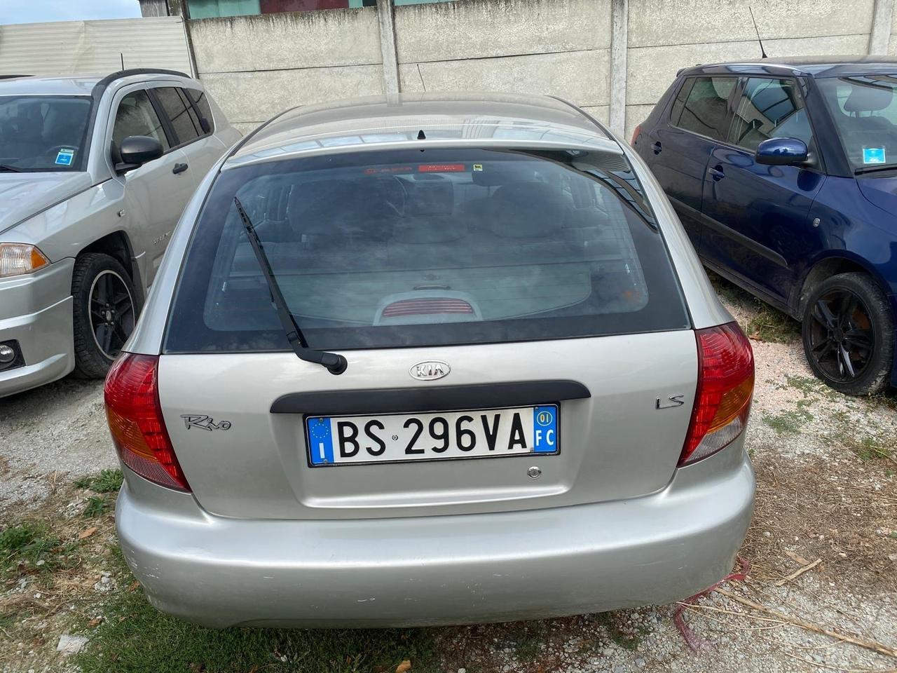 Kia Rio 1.3i cat 5 porte LS Top