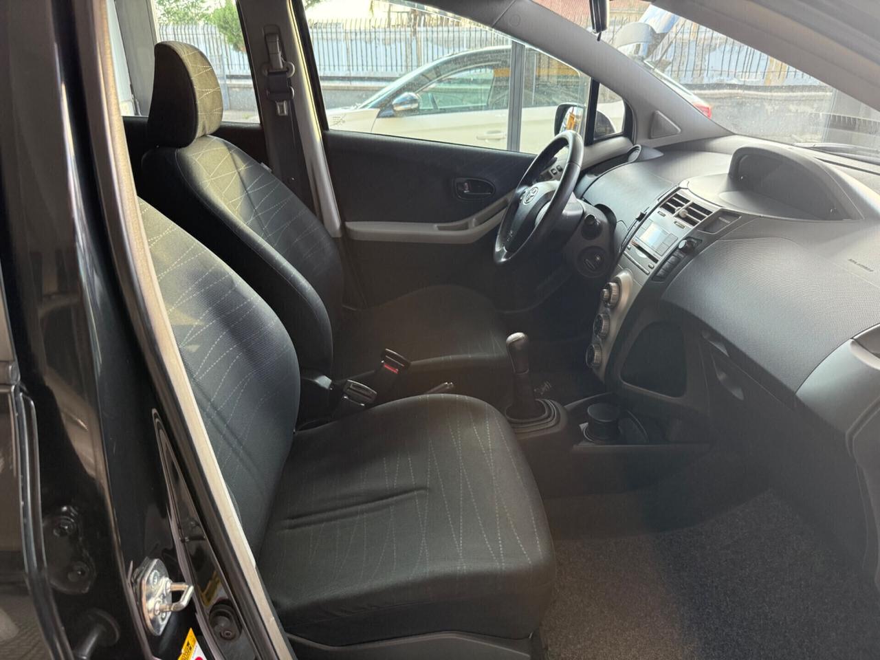 Toyota Yaris 1.4 D-4D 5 porte Sol