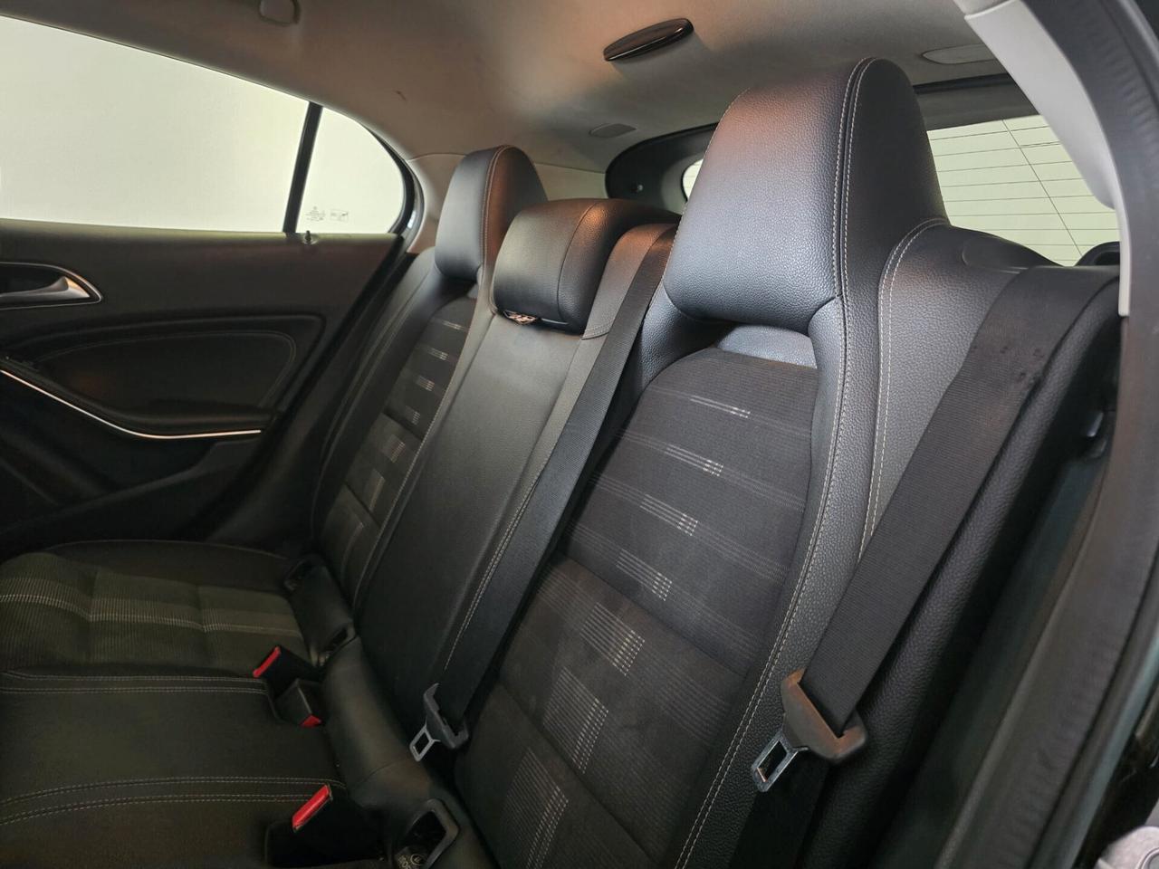 MERCEDES-BENZ GLA 220 D AUTOMATICA ANNO 2019