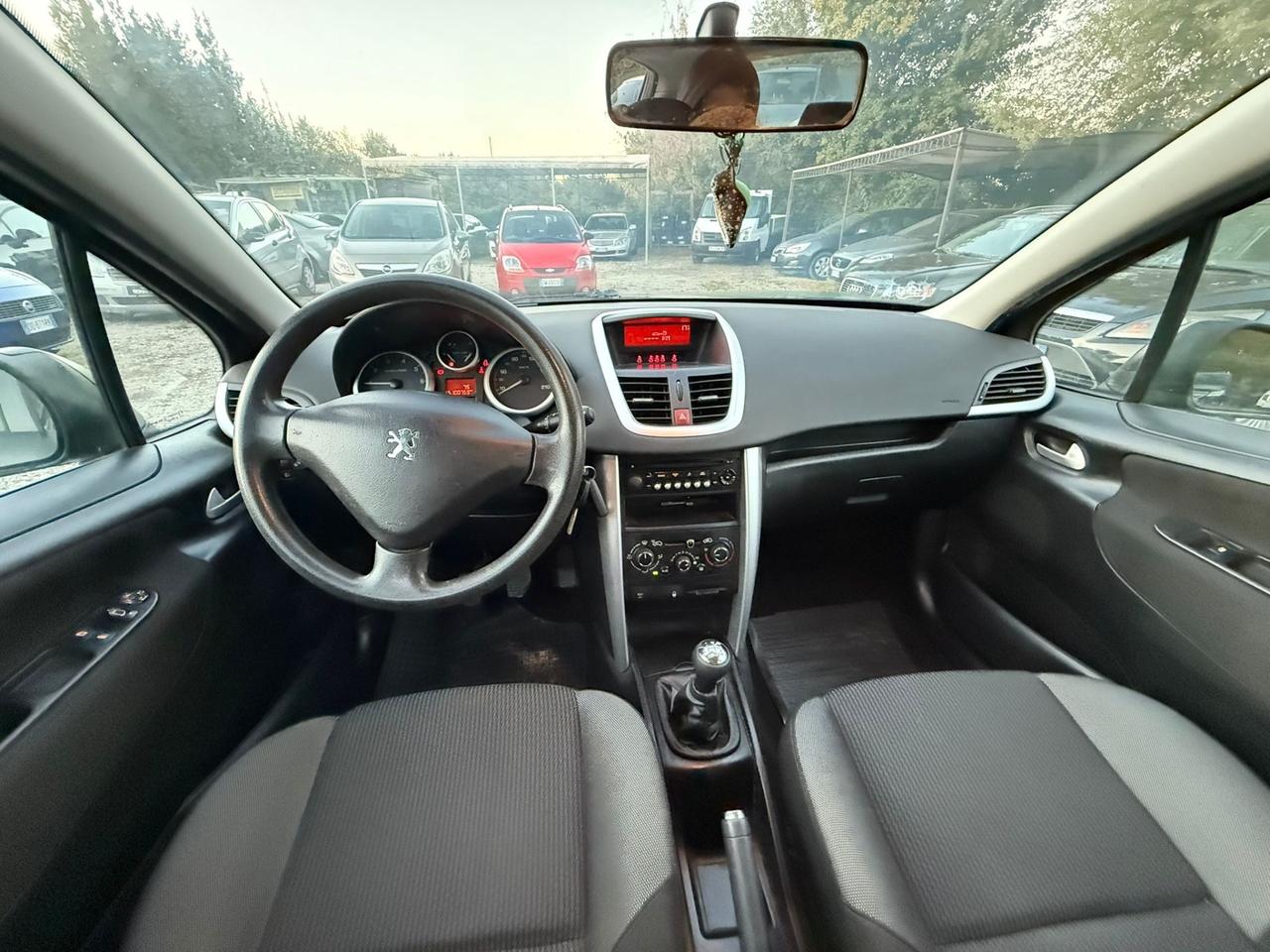 Peugeot 207 1.4 8V 75CV 5p. Energie ECO GPL