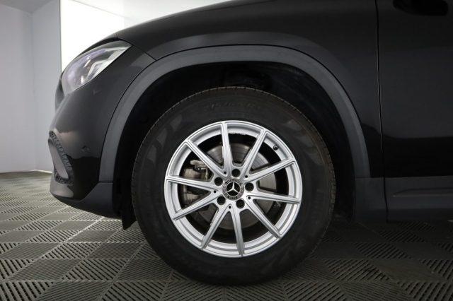 MERCEDES-BENZ CLA sse GLA GLA 180 d Automatic Business