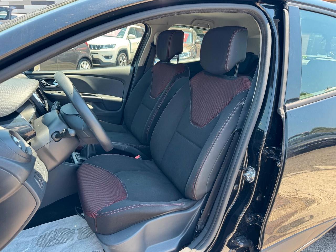 Renault Clio 1.5 DCI 75CV 5 PORTE 2014