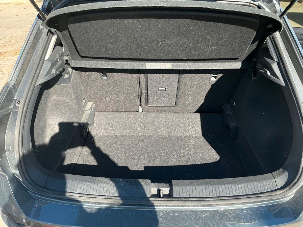 Volkswagen T-Roc 1.0 TSI 115 CV Style BMT TETTO APRIBILE