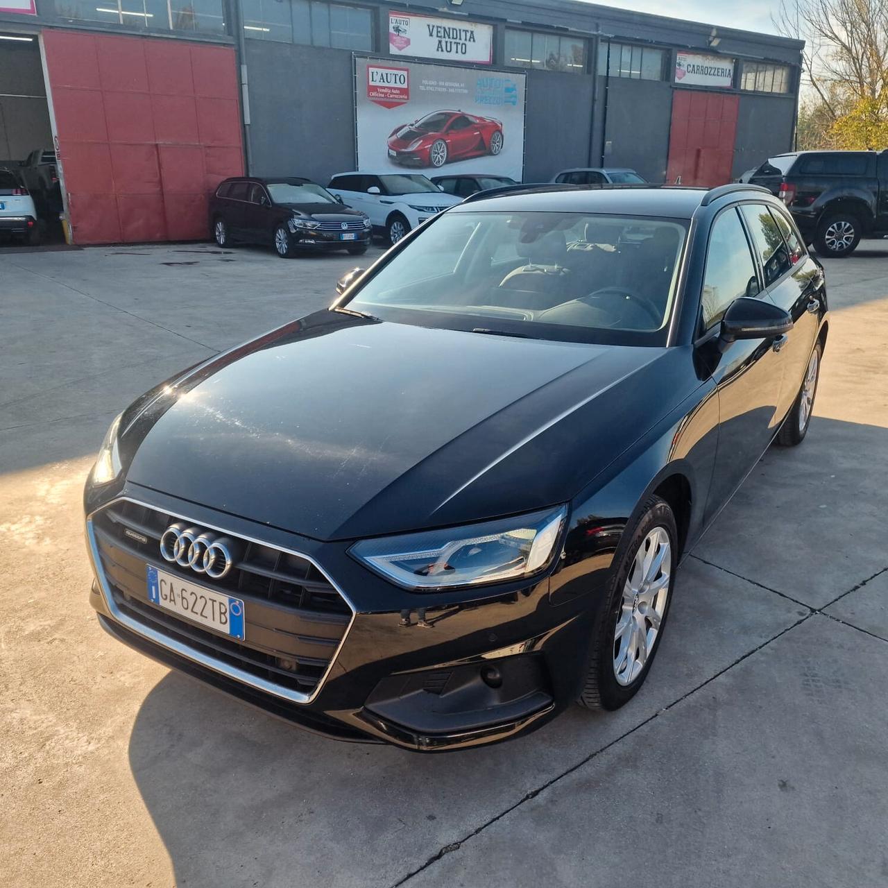 Audi A4 Avant 40 TDI quattro S tronic Business
