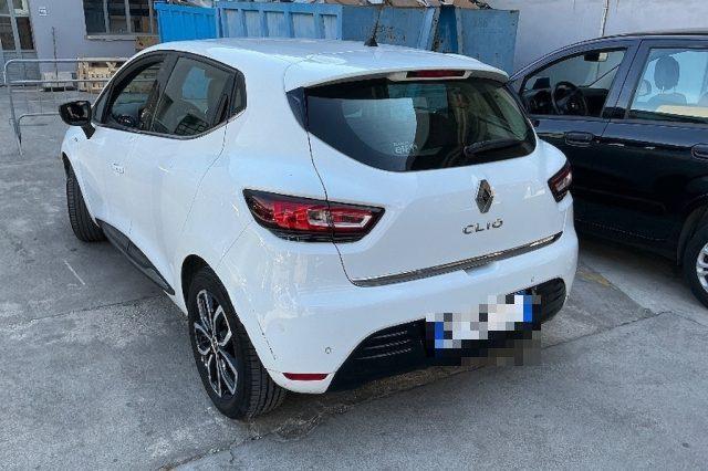 RENAULT Clio 1.5 dCi 8V 75 CV 5 porte Moschino Intens
