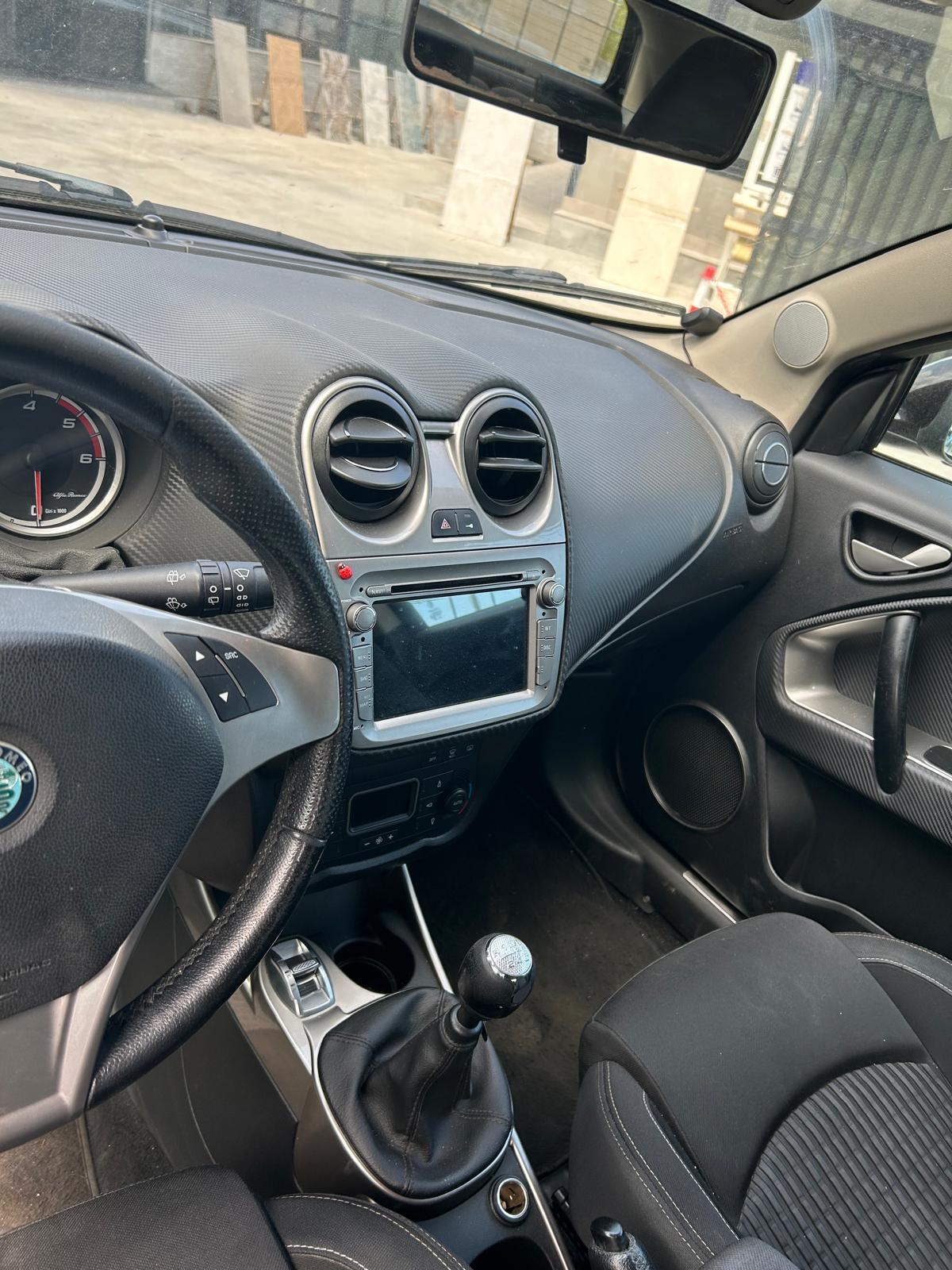 Alfa Romeo MiTo 1.6 JTDm 16V Distinctive Sport Pack