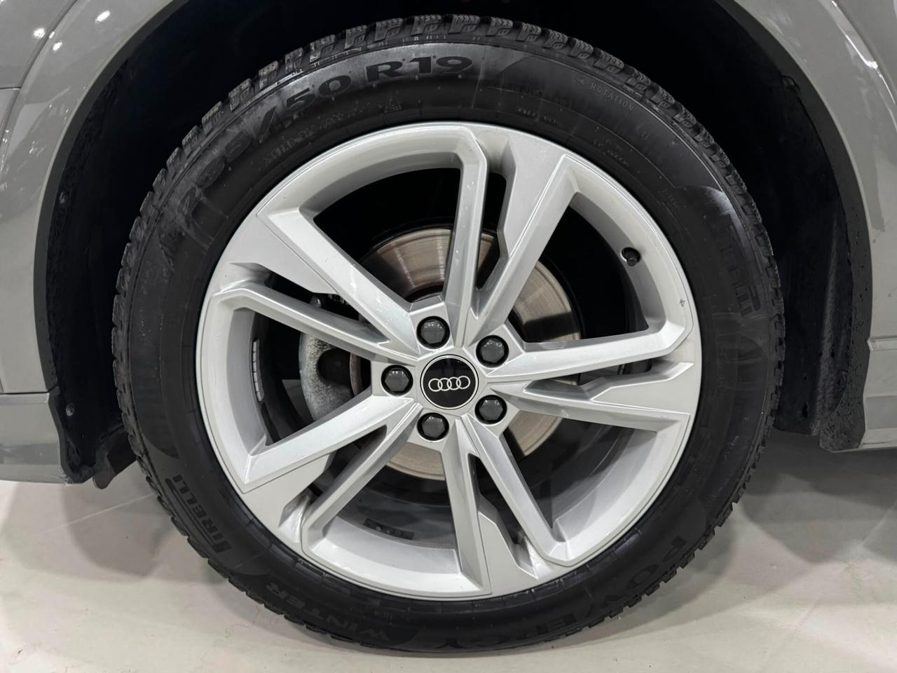 Audi Q3 35 TDI S tronic line edition