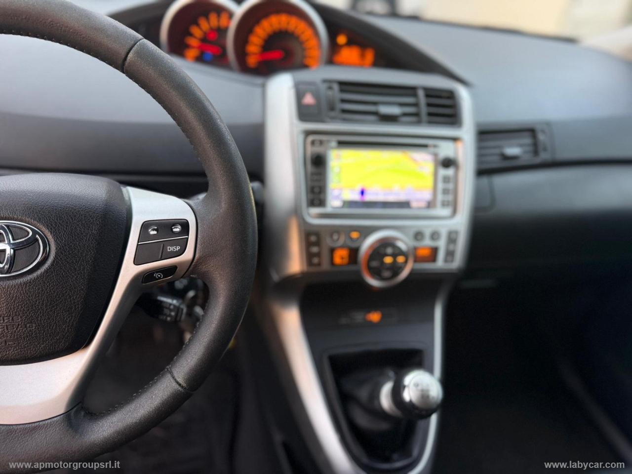 TOYOTA Verso 2.0 D ACTIVE 7 posti