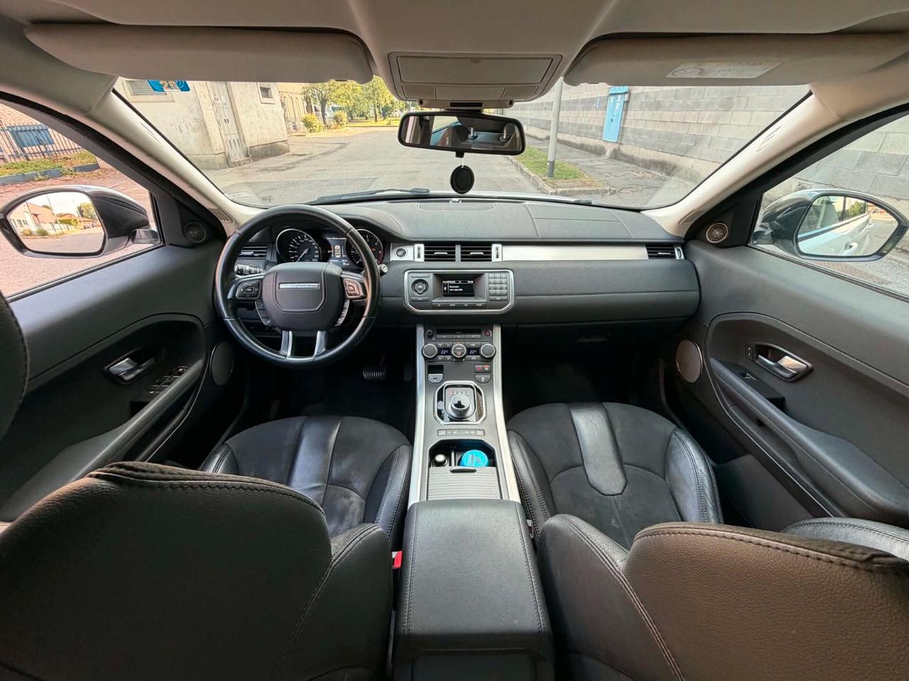 RANGE ROVER EVOQUE 2.2D aut- 149.000km-FULL-2015-GARANZIA
