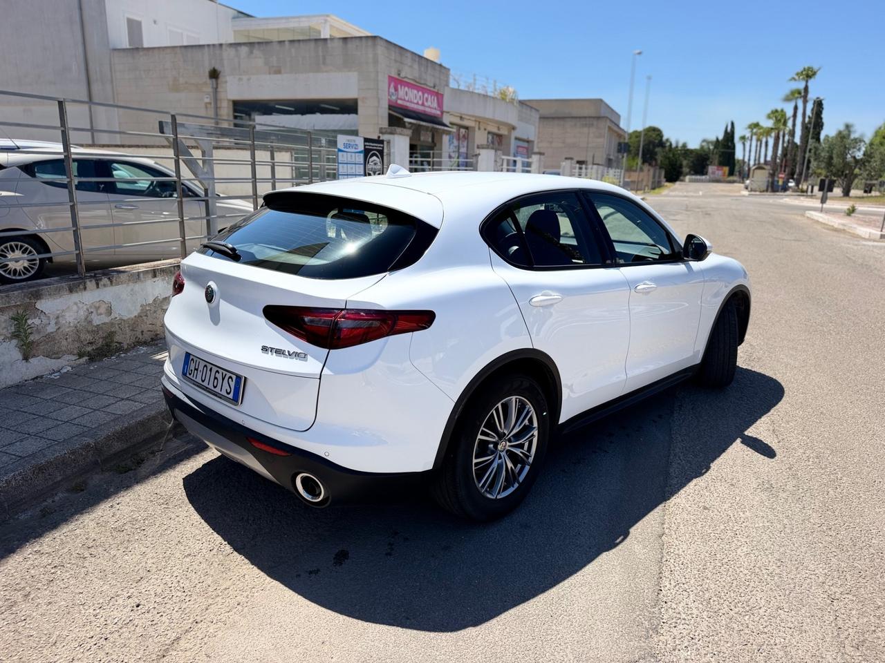 Alfa Romeo Stelvio 2.2 Turbodiesel 160 CV AT8 RWD Business