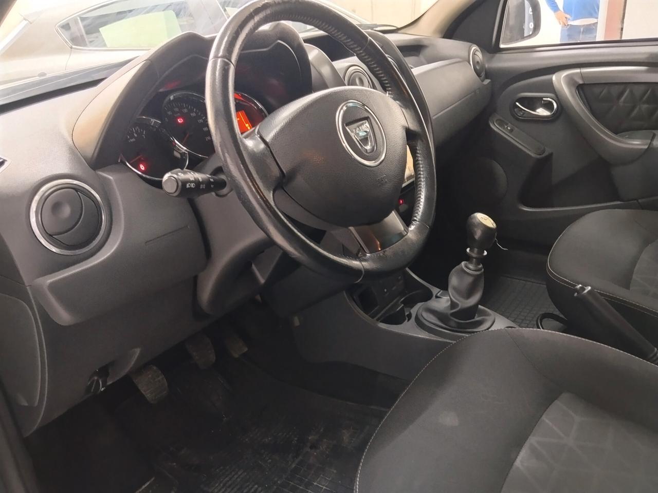 Dacia Duster 1.5 Diesel 2016 CON GARANZIA