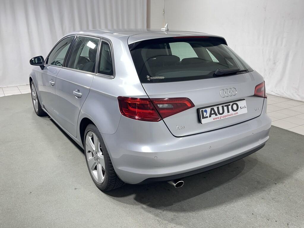 Audi A3 Sportback 1.6 tdi Ambition 110cv s-tronic E6