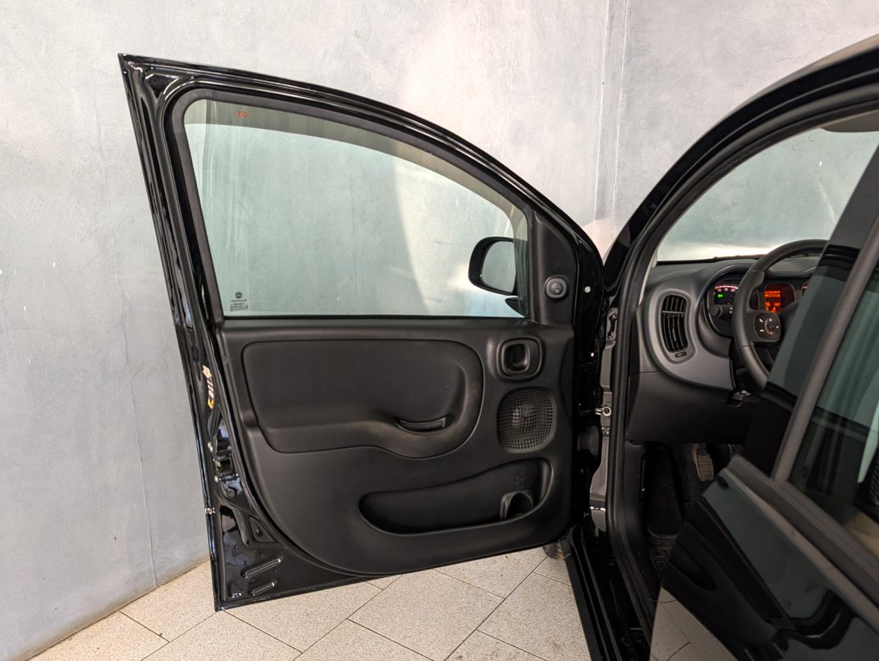 Fiat Panda 1.0 Hybrid 70cv