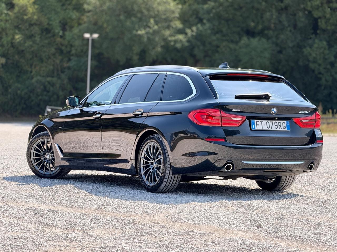 Bmw 520 520d Touring Luxury X-Drive