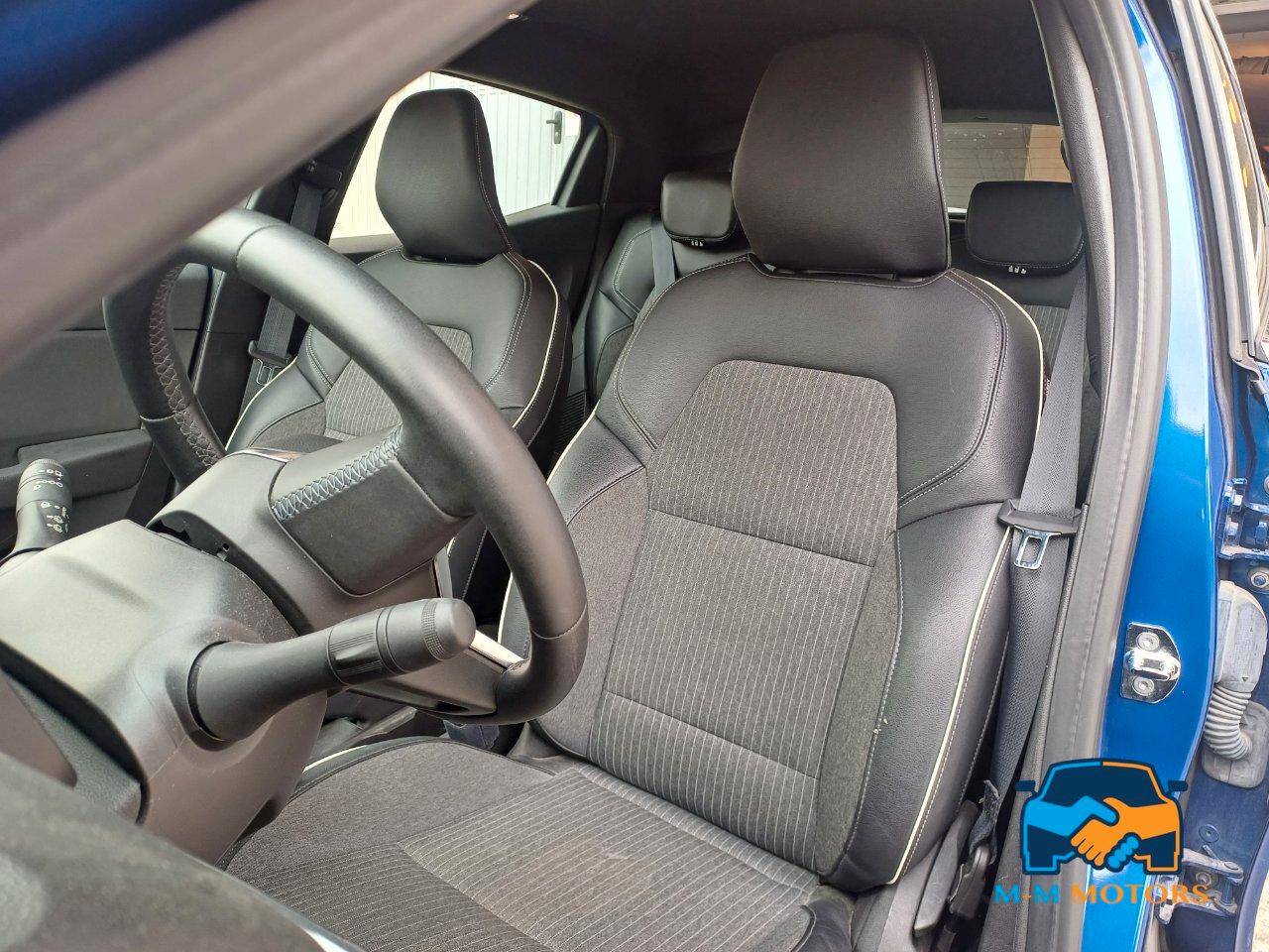Renault Clio 5 Porte Clio 1.6 E-Tech hybrid Intens 140cv auto