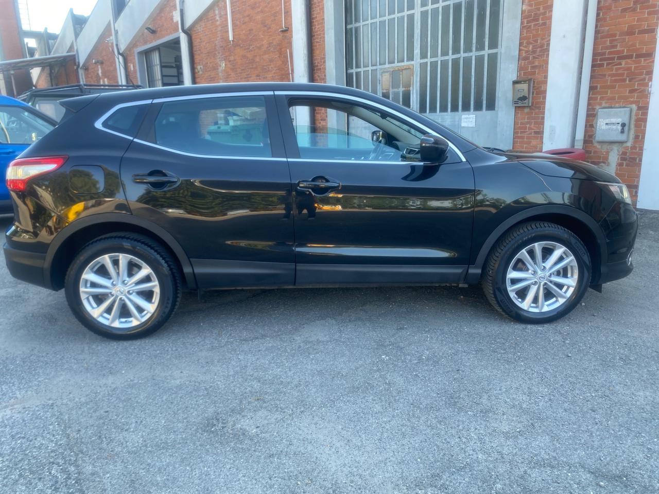 Nissan Qashqai 1.5 dCi Visia