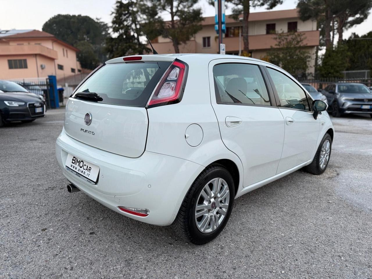 Fiat Punto Grande 1.2 Fire Lounge 5p