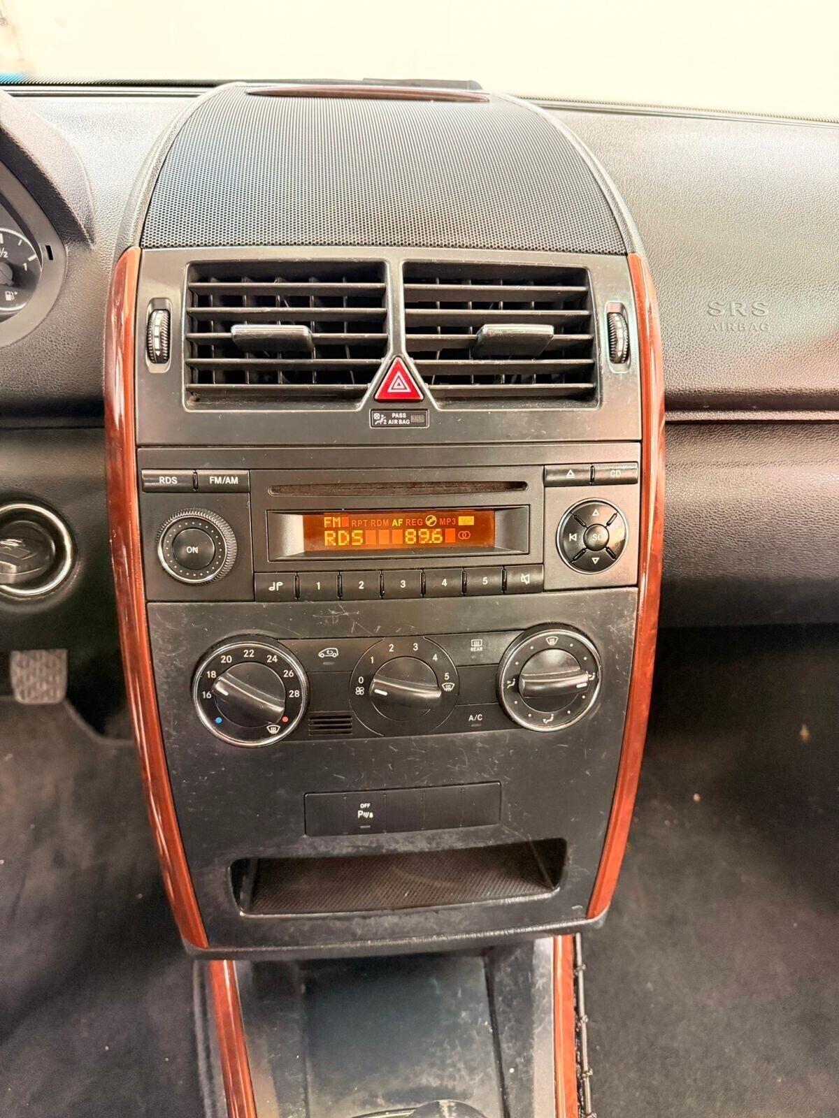 Mercedes A 160 CDI BlueEFFICIENCY ok Neopatentati