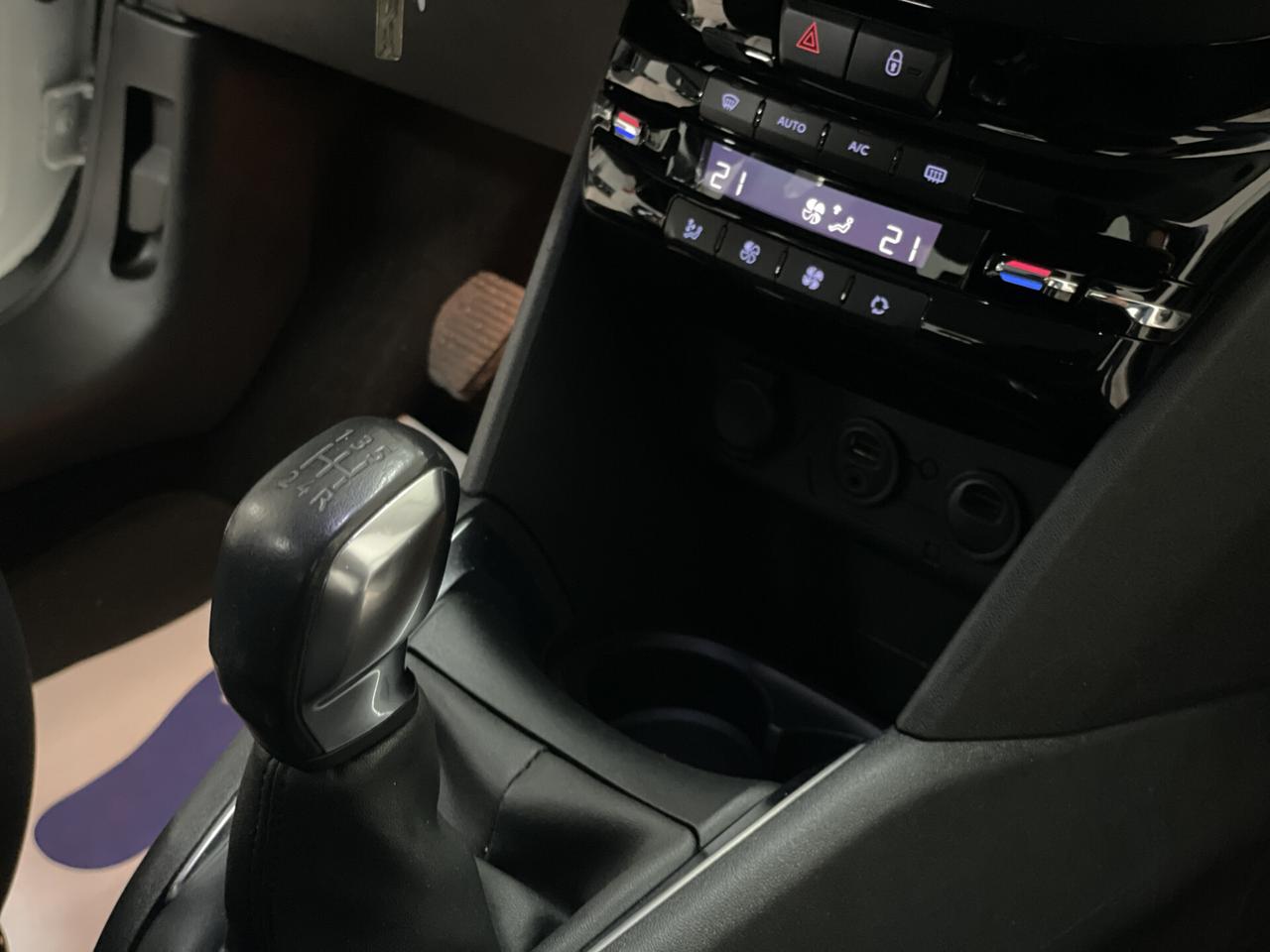 Peugeot 208 1.6 e-HDi 92 CV S&s 5 porte Allure