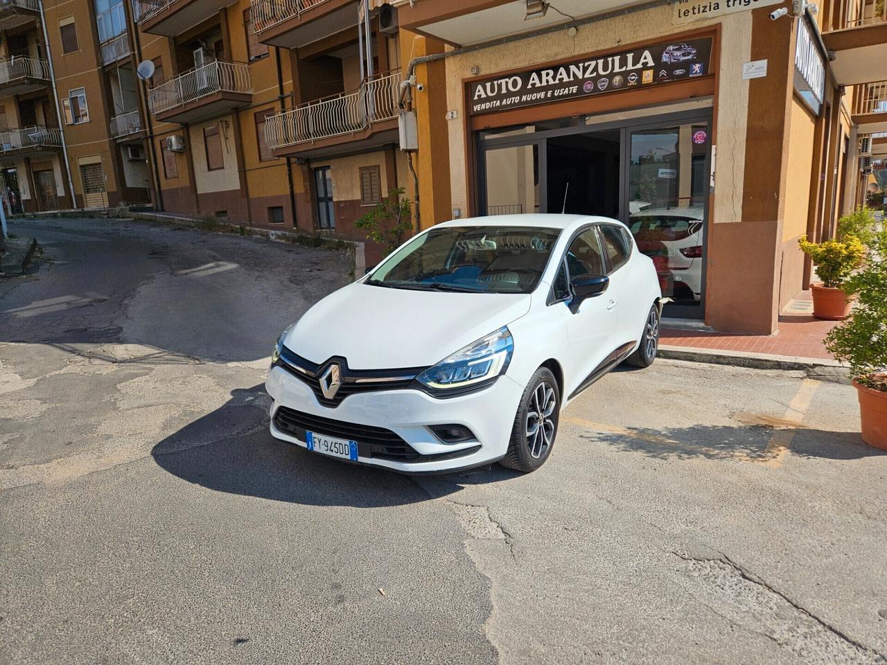 RENAULT CLIO 1500 DCI MOSCHINO KM CERTIFICATI
