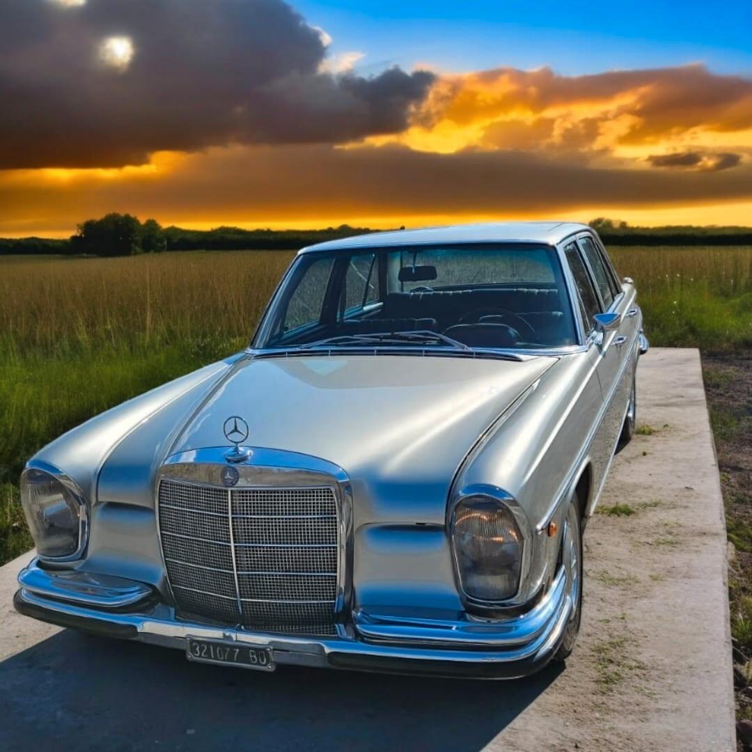 Mercedes Benz 250 SE