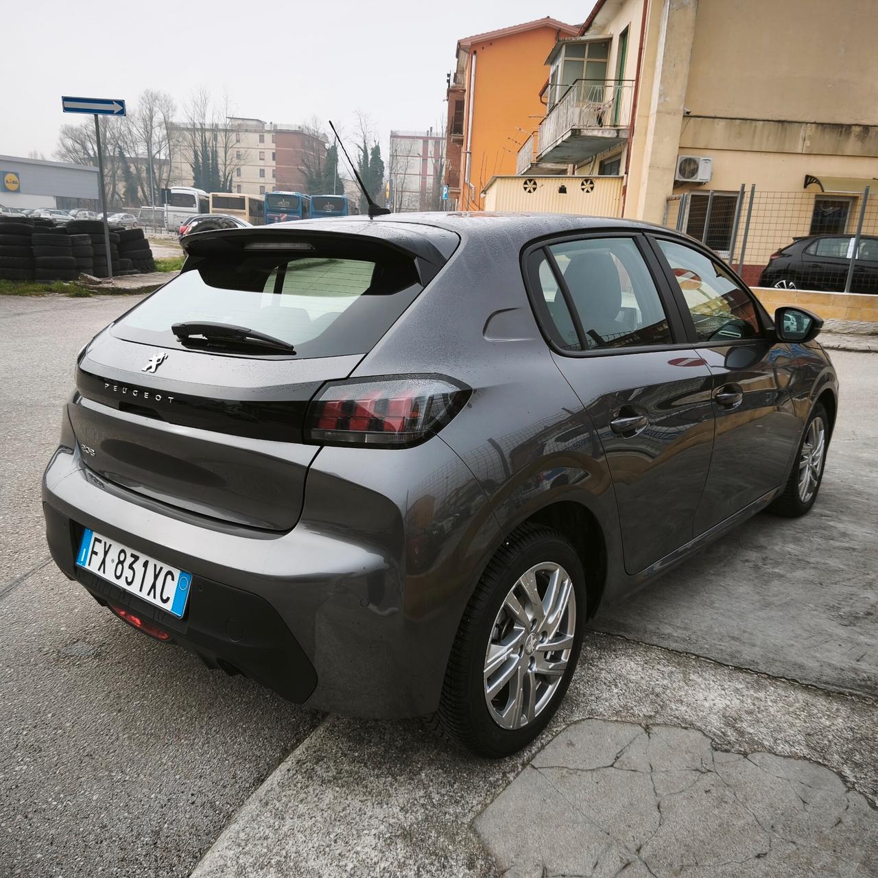 Peugeot 208 BlueHDi 100 S&S 5 porte Allure