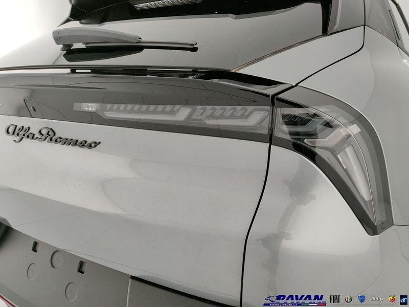 Alfa Romeo Junior Hybrid 145cv TECHNO Speciale